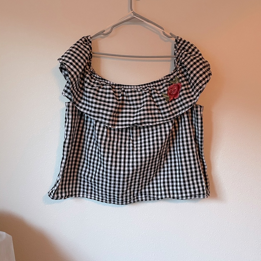 ✨5 for $10✨Off-shoulder top